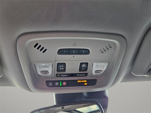 Used 2018 Chevrolet Malibu Premier image 28