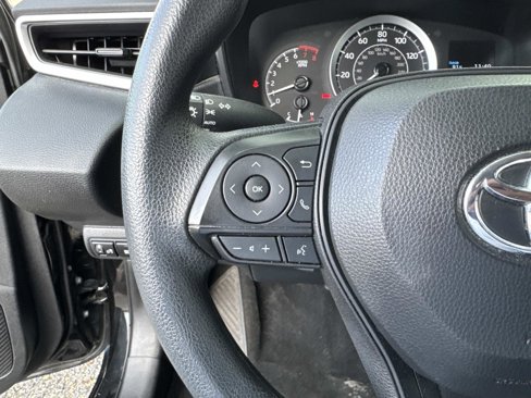 Used 2022 Toyota Corolla LE image 21