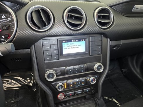 Used 2022 Ford Mustang Coupe image 20