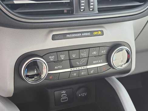 Used 2024 Ford Escape Active w/ Cold Weather Package image 29