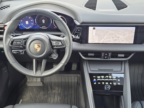 Certified 2024 Porsche Macan 4 Electric image 34