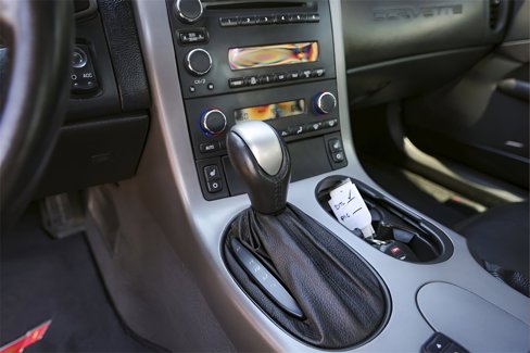 Used 2006 Chevrolet Corvette Convertible w/ Preferred Equipment Group image 16