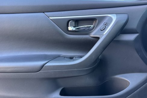 Used 2018 Nissan Altima 2.5 S w/ S Convenience Package image 11
