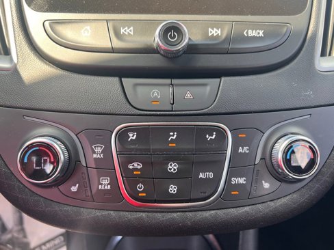 Used 2023 Chevrolet Malibu LT image 18