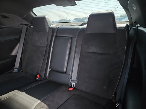 Used 2017 Dodge Challenger R/T Scat Pack w/ Leather Interior Group image 15