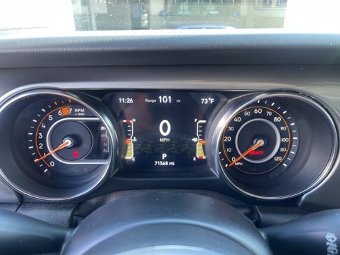 Used 2019 Jeep Wrangler Unlimited Sahara image 18