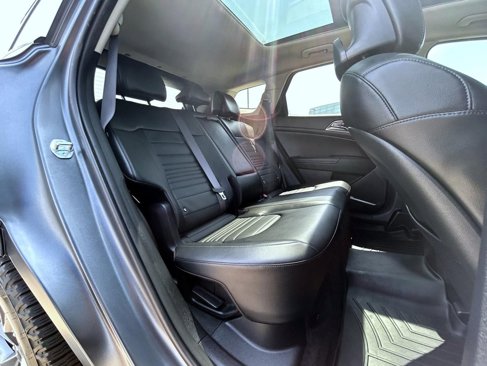 Used 2023 Kia Sportage SX Prestige image 19