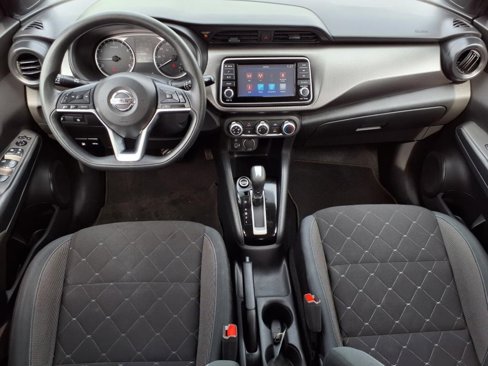Used 2020 Nissan Kicks S image 5
