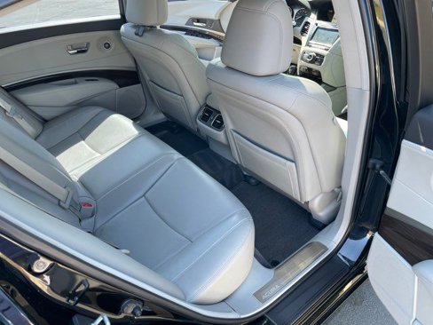 Used 2014 Acura RLX w/ Technology Package image 18