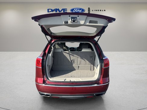Used 2015 Buick Enclave Leather image 16