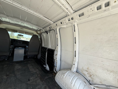 Used 2014 Chevrolet Express 3500 image 10
