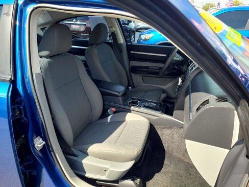 Used 2010 Dodge Charger SE image 10