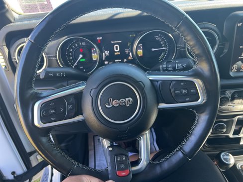 Used 2021 Jeep Wrangler Unlimited Sahara w/ Cold Weather Group image 24