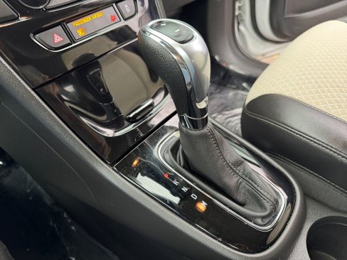 Used 2019 Buick Encore Preferred image 22