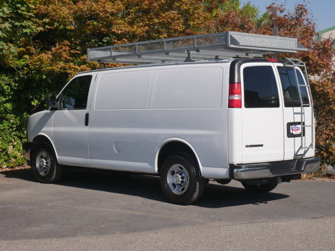 Used 2018 Chevrolet Express 2500 image 13