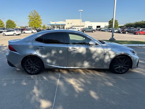 Used 2017 Lexus IS 200t F Sport image 6