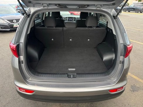 Used 2018 Kia Sportage LX image 14