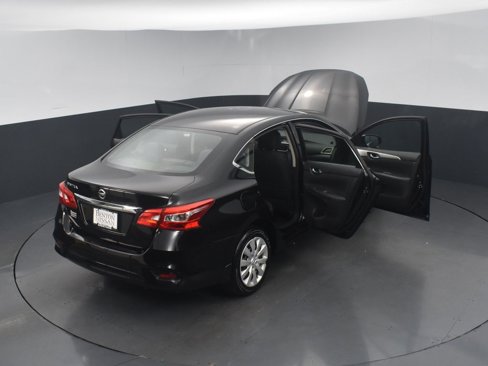 Used 2018 Nissan Sentra S image 24