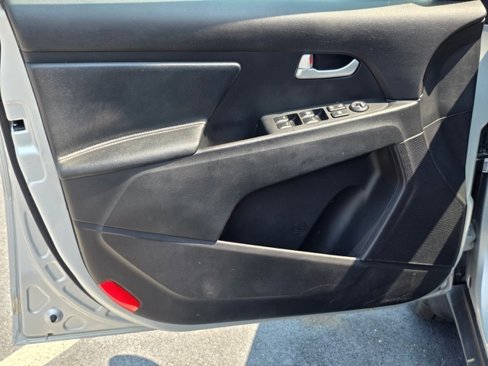 Used 2015 Kia Sportage LX image 16