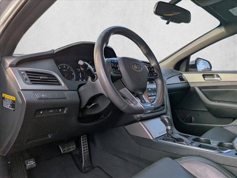 Used 2017 Hyundai Sonata Sport 2.0T image 10