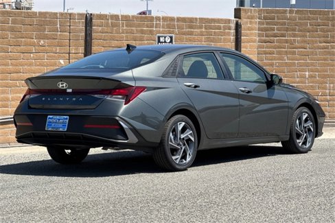 New 2025 Hyundai Elantra Sport image 4