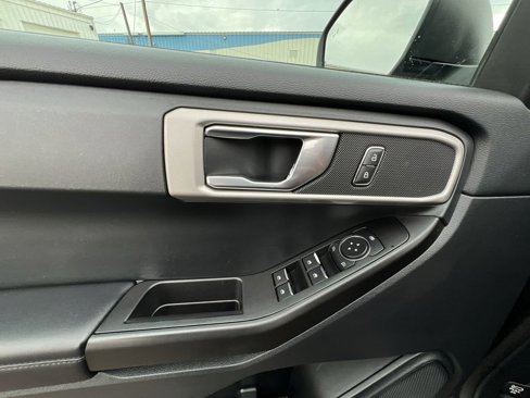 Used 2021 Ford Explorer 4WD image 22