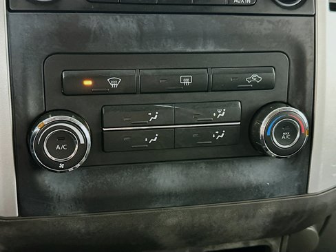 Used 2014 Nissan Xterra X image 14