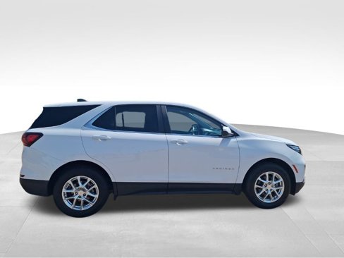 Used 2022 Chevrolet Equinox LT image 7