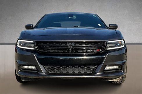 Used 2015 Dodge Charger SXT w/ Driver Confidence Group image 3
