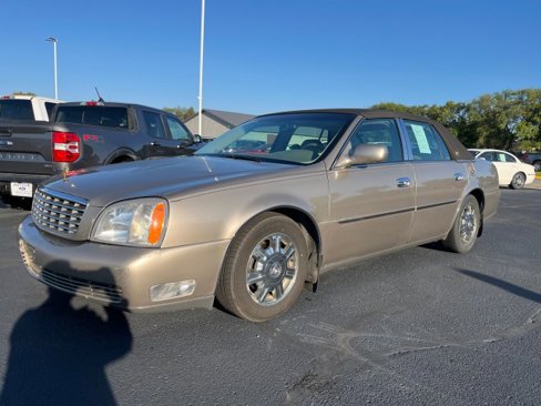 Used 2004 Cadillac De Ville w/ Equipment Group image 1
