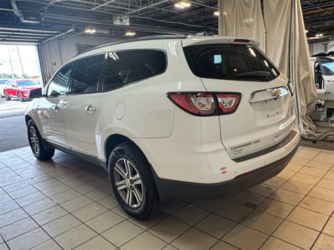 Used 2017 Chevrolet Traverse LT image 8