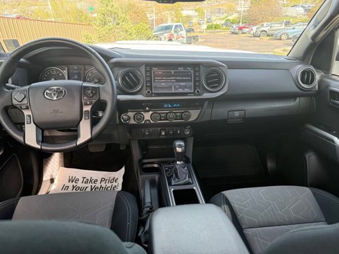 Used 2023 Toyota Tacoma TRD Sport image 26
