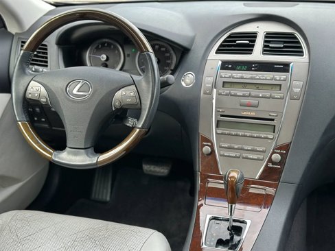 Used 2010 Lexus ES 350 image 21