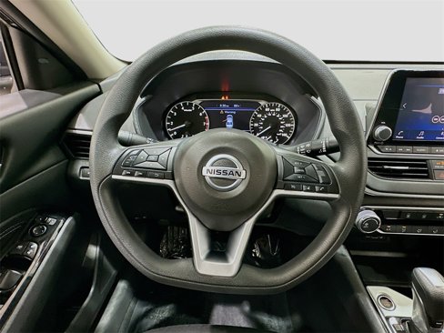Used 2021 Nissan Altima 2.5 SV image 11
