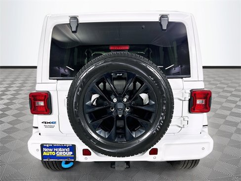 Certified 2021 Jeep Wrangler Unlimited Sahara image 6