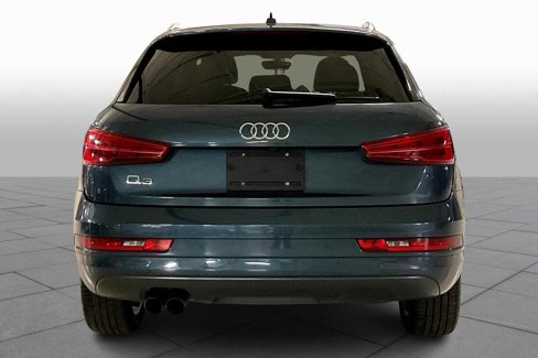 Used 2018 Audi Q3 2.0T Premium w/ Convenience Package image 4