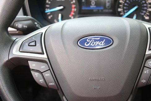 Used 2020 Ford Fusion S image 21