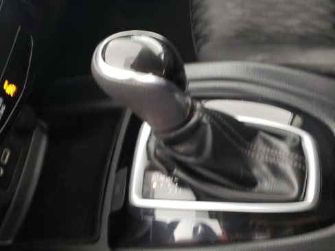 Used 2018 Nissan Rogue S image 23