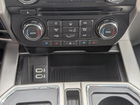 Certified 2017 Ford F150 Lariat image 26