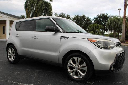 Used 2016 Kia Soul + image 16