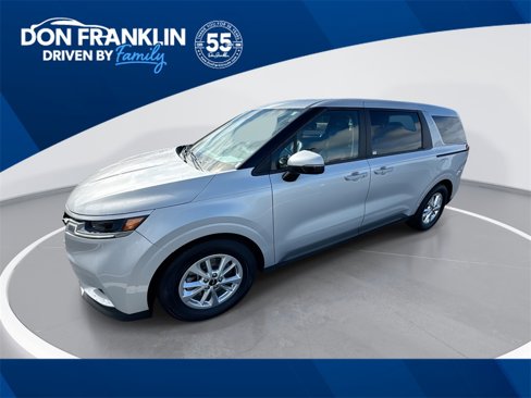 Used 2022 Kia Carnival LX image 1