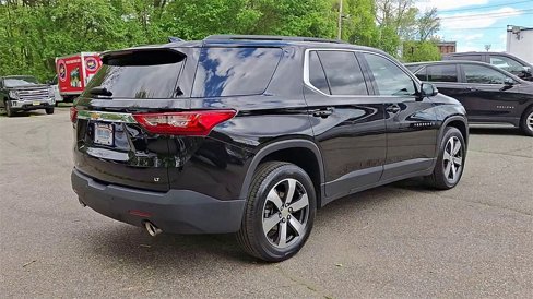 Used 2021 Chevrolet Traverse LT w/ LT Premium Package image 8