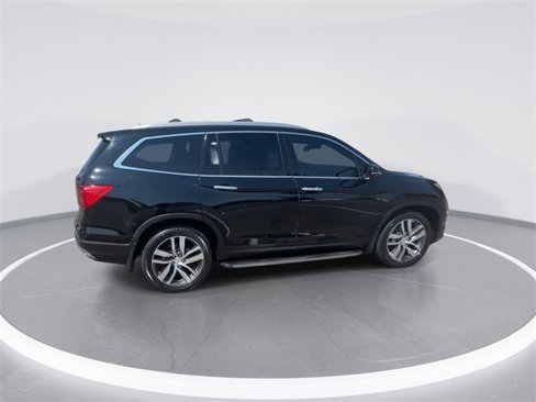 Used 2016 Honda Pilot Touring image 5