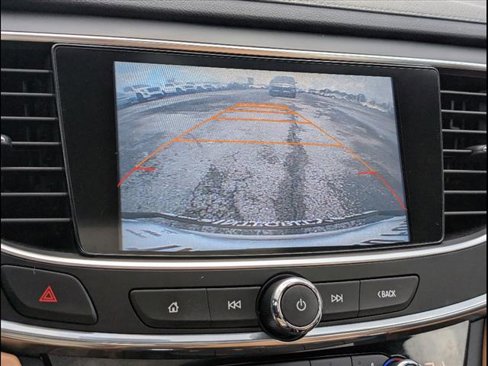 Used 2017 Buick LaCrosse Essence w/ Dynamic Driver Package image 8