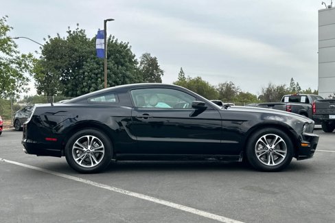 Used 2014 Ford Mustang Premium image 8