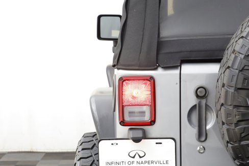 Used 2015 Jeep Wrangler Sport image 25