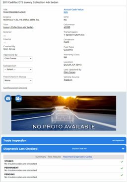 Used 2011 Cadillac DTS Luxury image 24