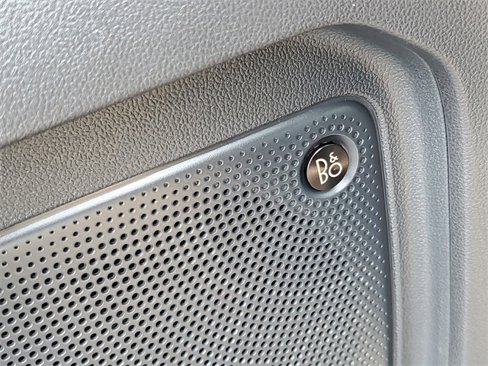 Used 2021 Ford Escape Titanium image 28