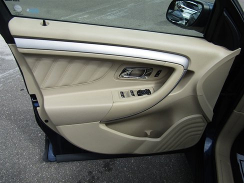 Used 2016 Ford Taurus SEL w/ Equipment Group 201A image 24