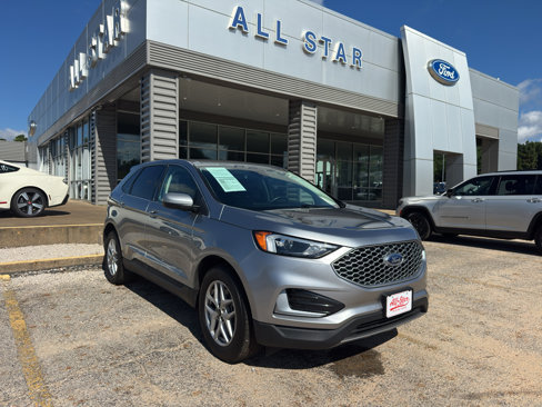 Used 2024 Ford Edge SEL image 3